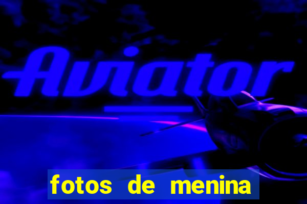 fotos de menina cacheada no espelho